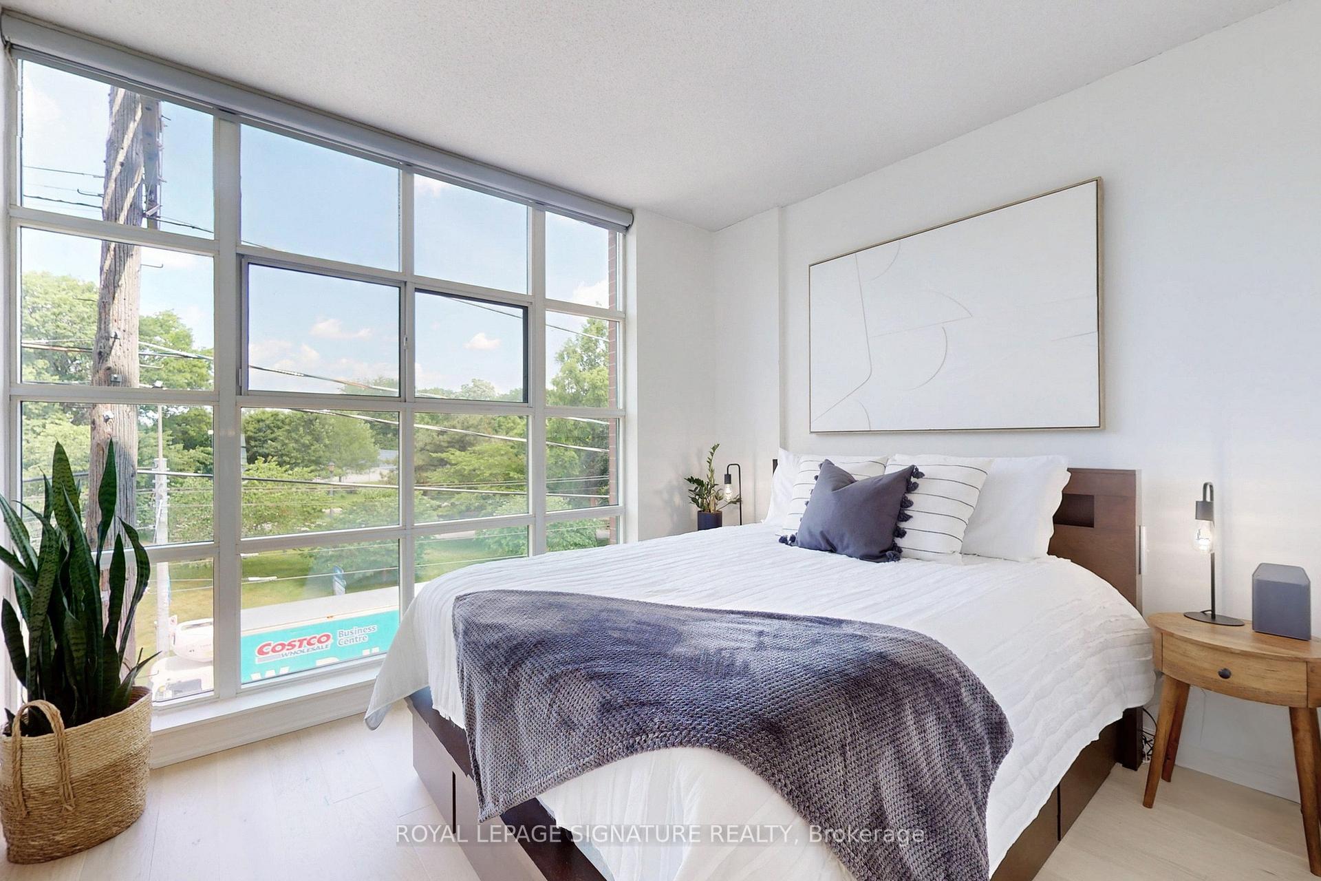 2 Bedrooms Condo at 901 Queen, Toronto For sale