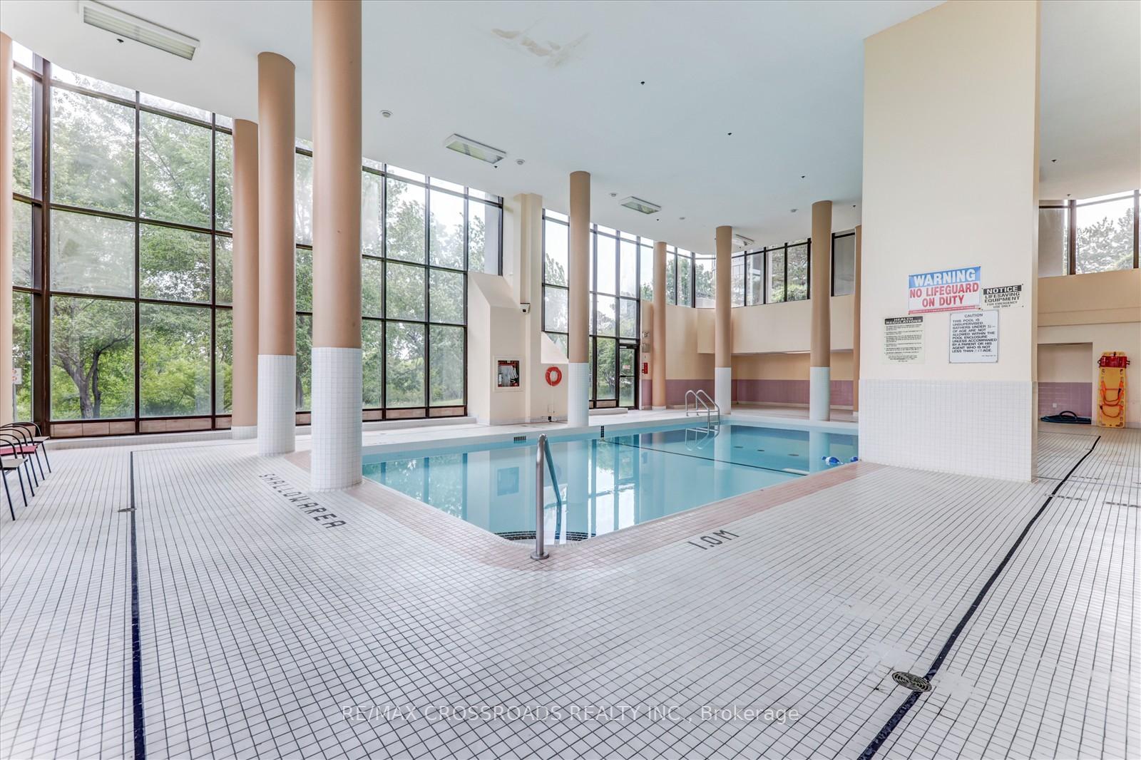 2 Bedrooms Condo at 1 Rowntree, Toronto For sale