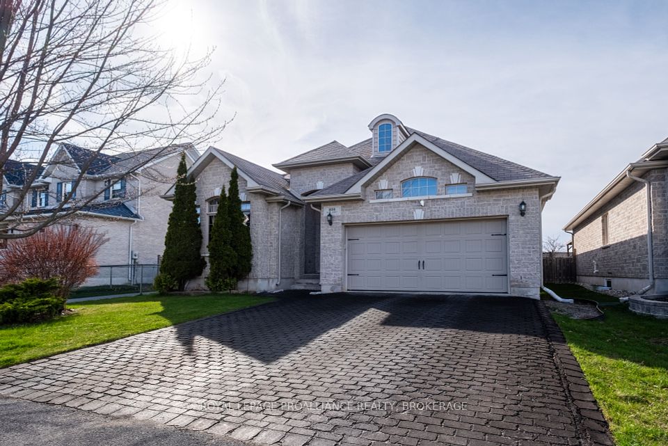 226 Rose Abbey