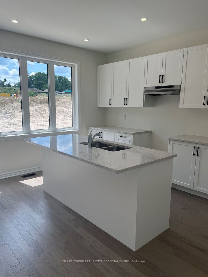 Kitchen with Island