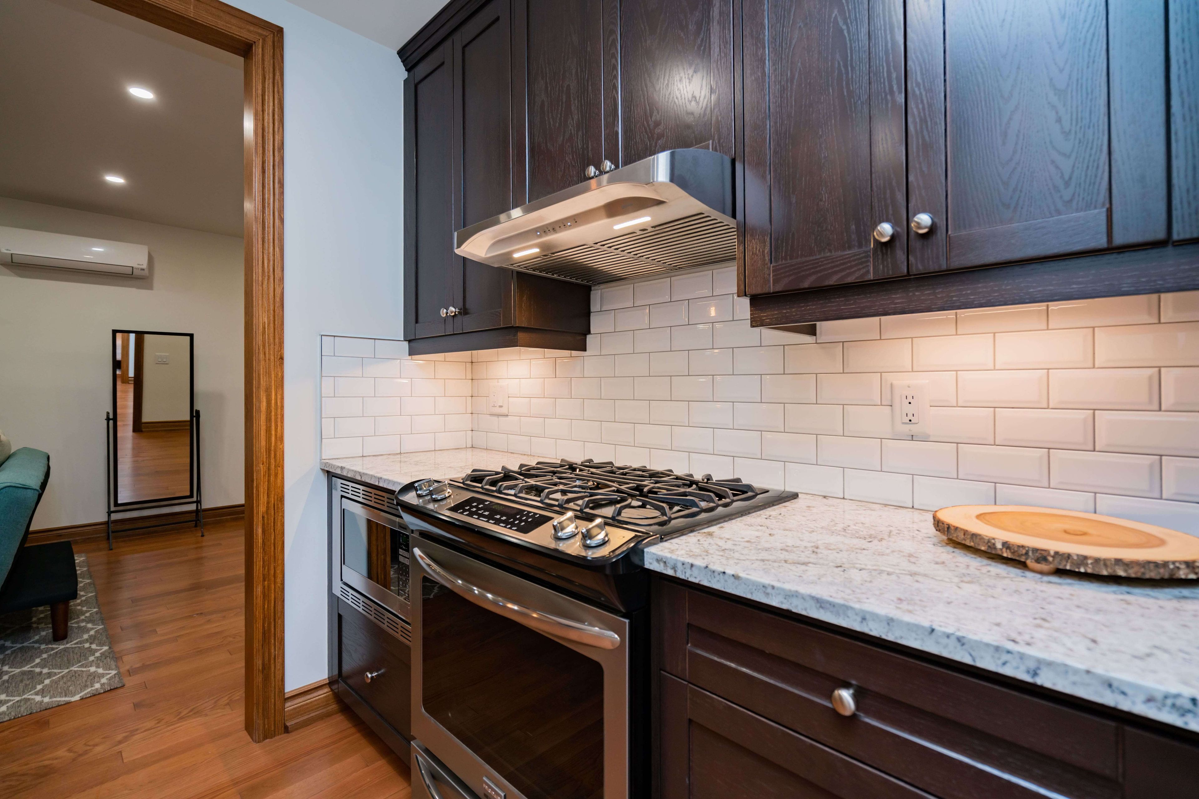 510 Jarvis Street 5