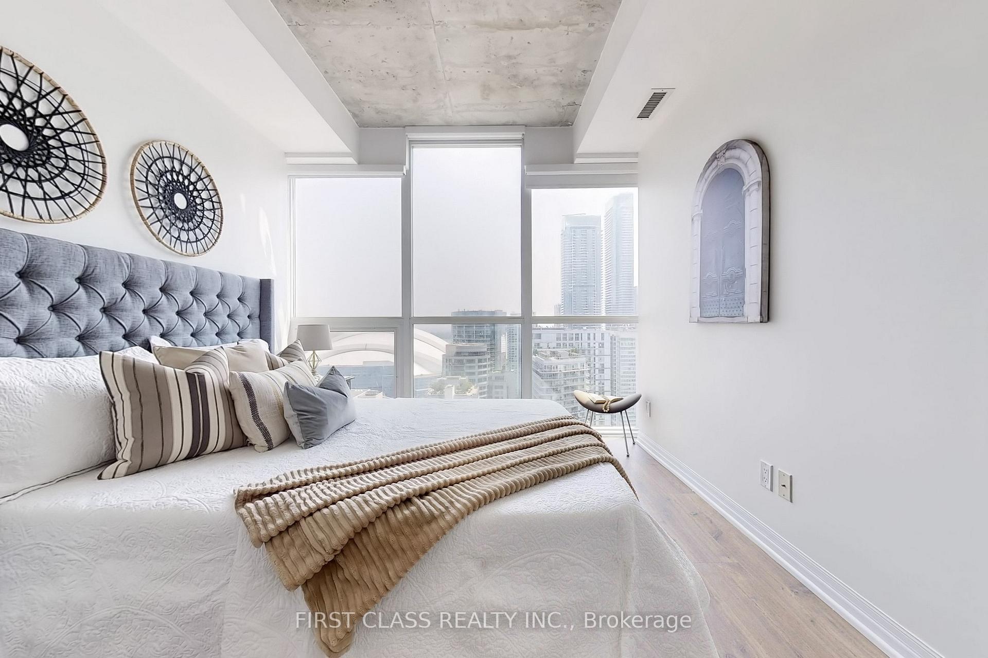 3 Bedrooms Condo at 88 Blue Jays, Toronto For sale