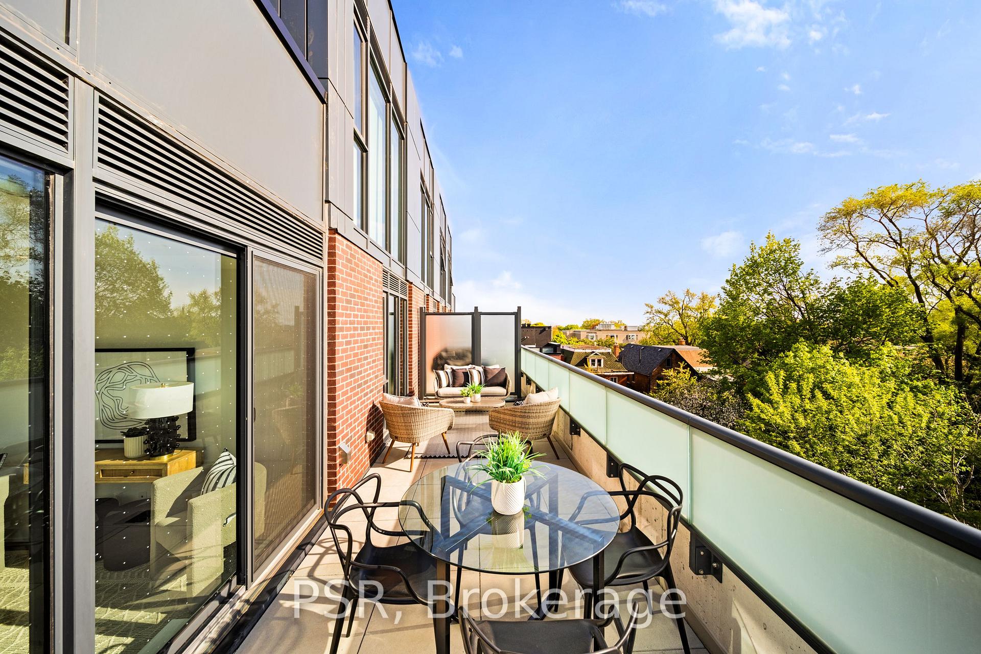 3 Bedrooms Condo at 430 Roncesvalles, Toronto For sale