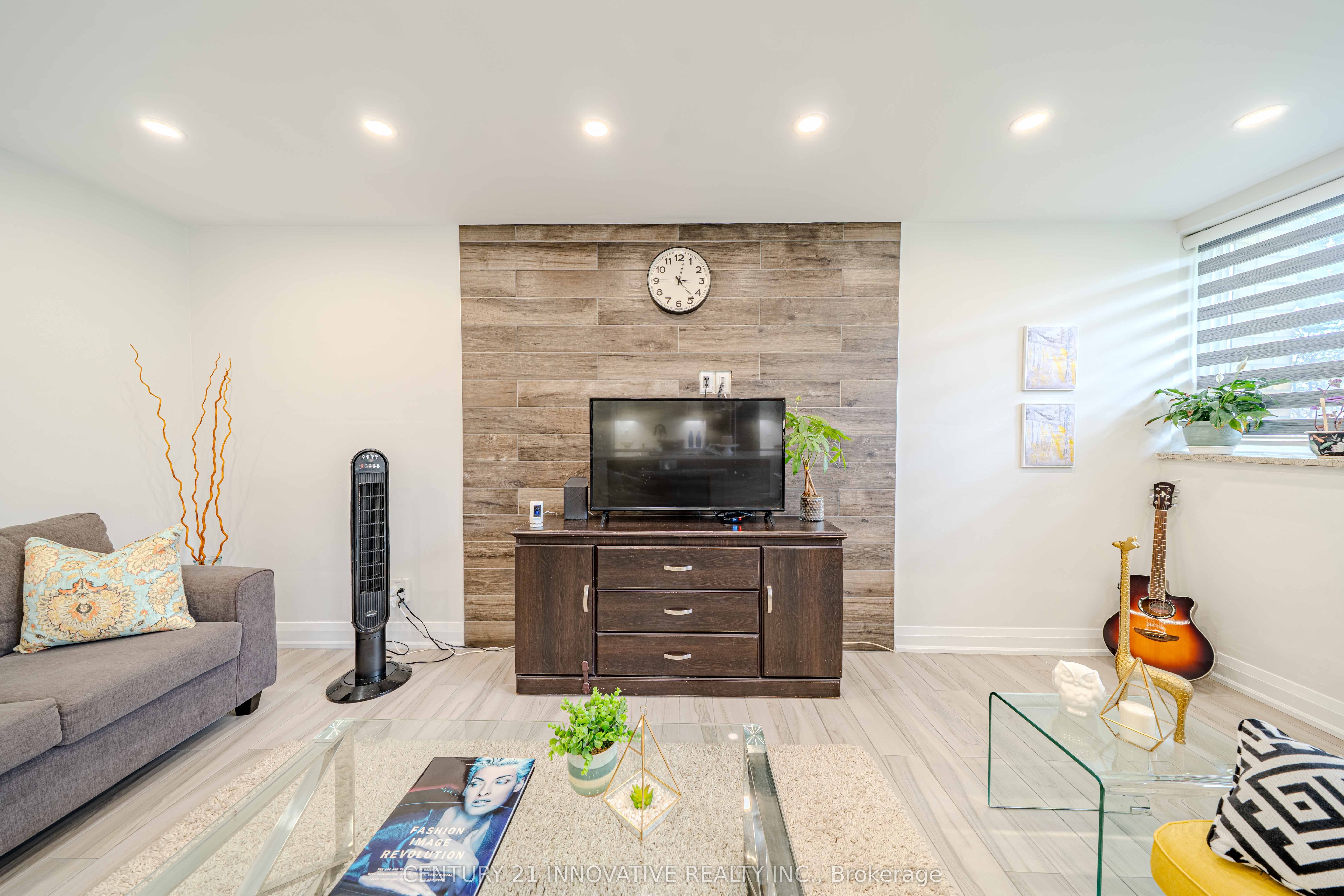 #101 - 219 Wilson Avenue, Toronto, ON M5M 3B2