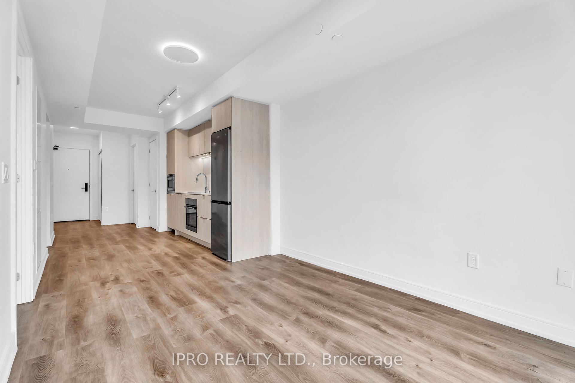 1 Bedroom Condo at 1 Jarvis, Hamilton For sale