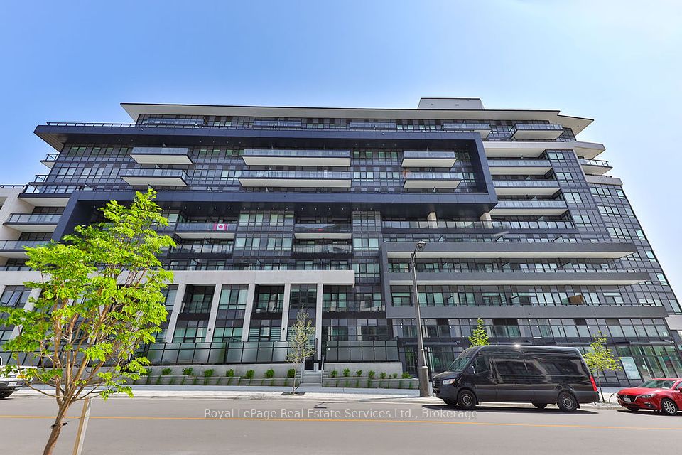 #627 - 395 Dundas Street, Oakville, ON L6M 4M2