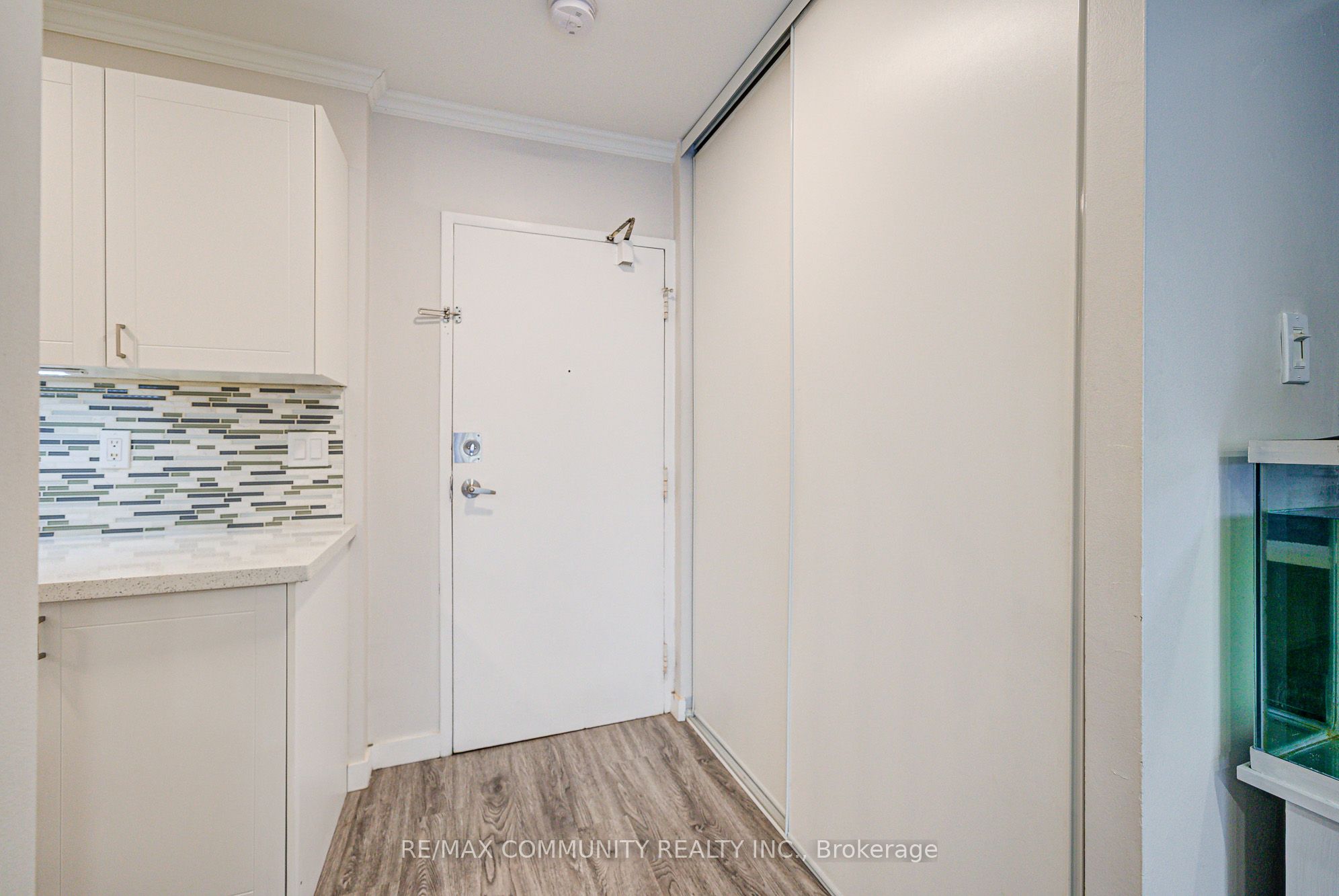 100 Mornelle Court, #1078