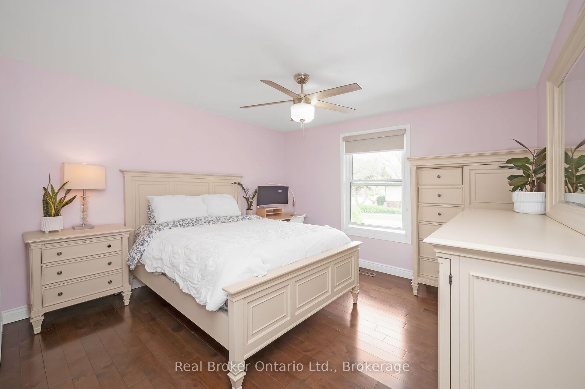 615 Sheraton Road
