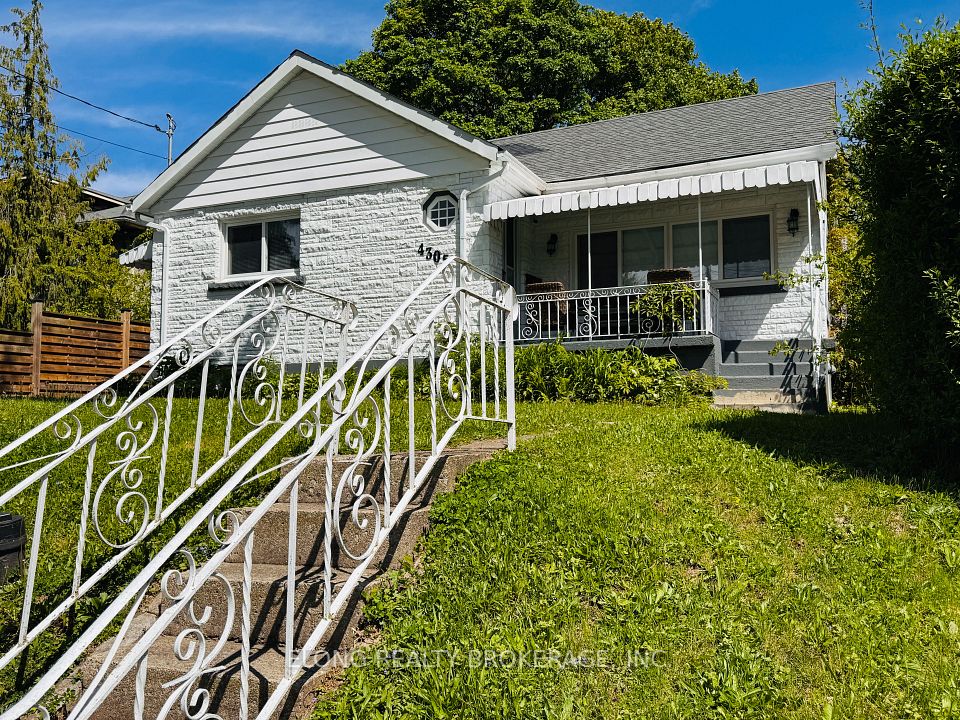 4305 Bampfield Street, Niagara Falls, ON L2E 1G7