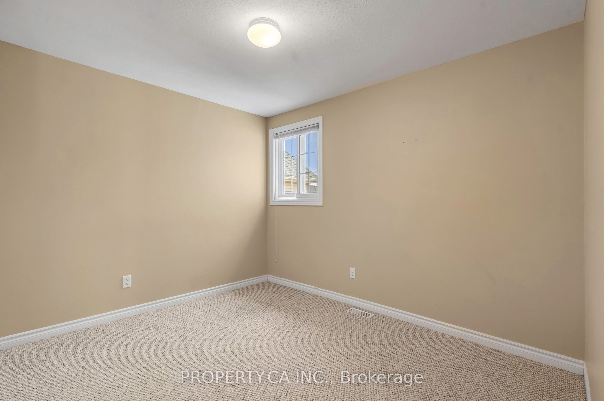 294 Huck Crescent