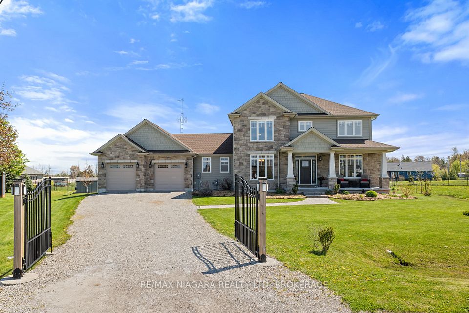 10 Clearwater Court