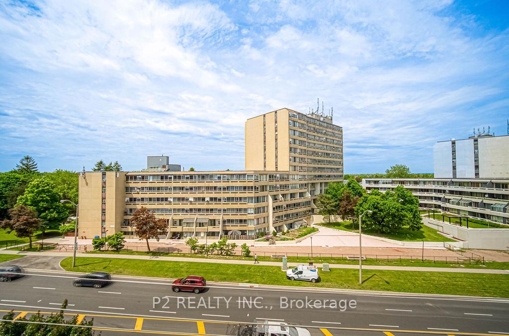 2 Bedrooms Condo at 5131 Sheppard, Toronto For sale