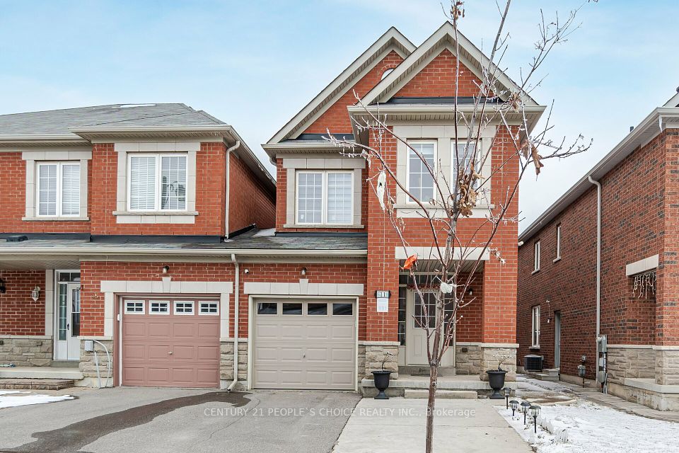 11 Walter Sinclair Court, Richmond Hill, ON L4E 0X1