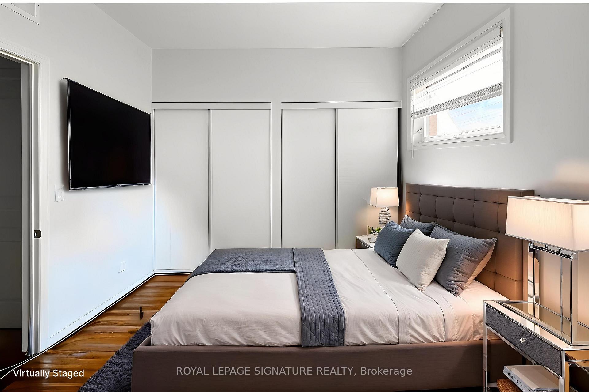 3 Bedrooms Condo at 110 Caledonia Park, Toronto For sale