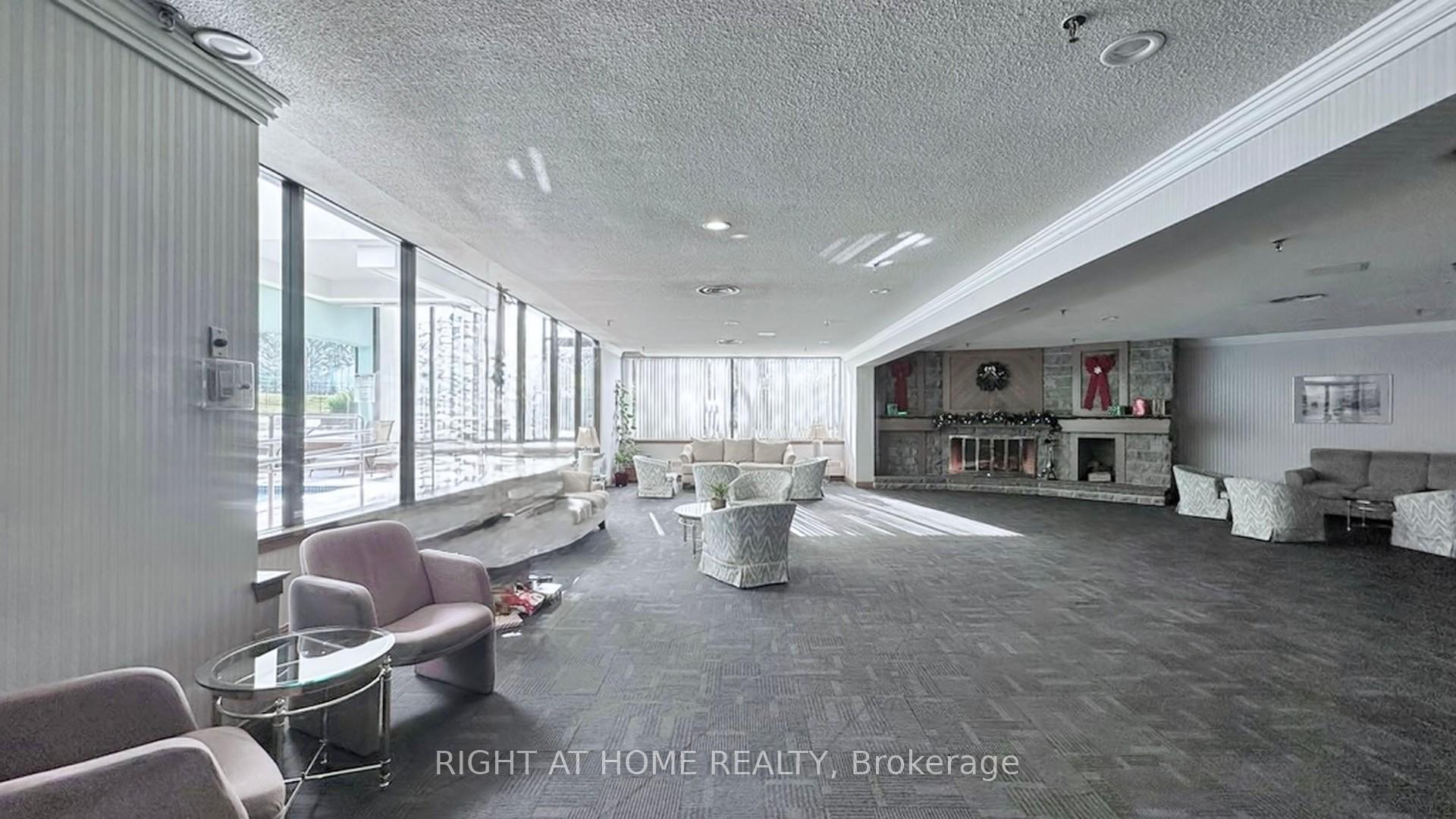 3 Bedrooms Condo at 75 Bamburgh, Toronto For sale