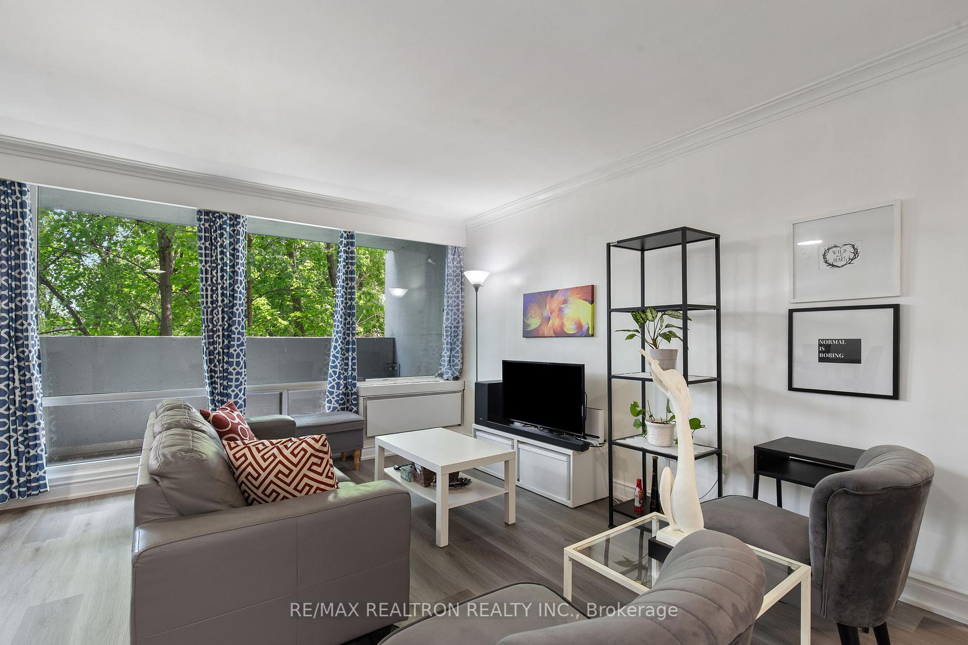 1 Bedroom Condo at 3555 Bathurst, Toronto For sale