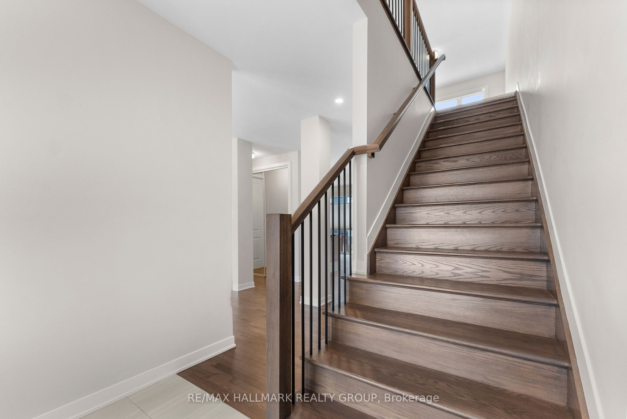 249 Appalachian Circle, Barrhaven, ON K2J 6X2