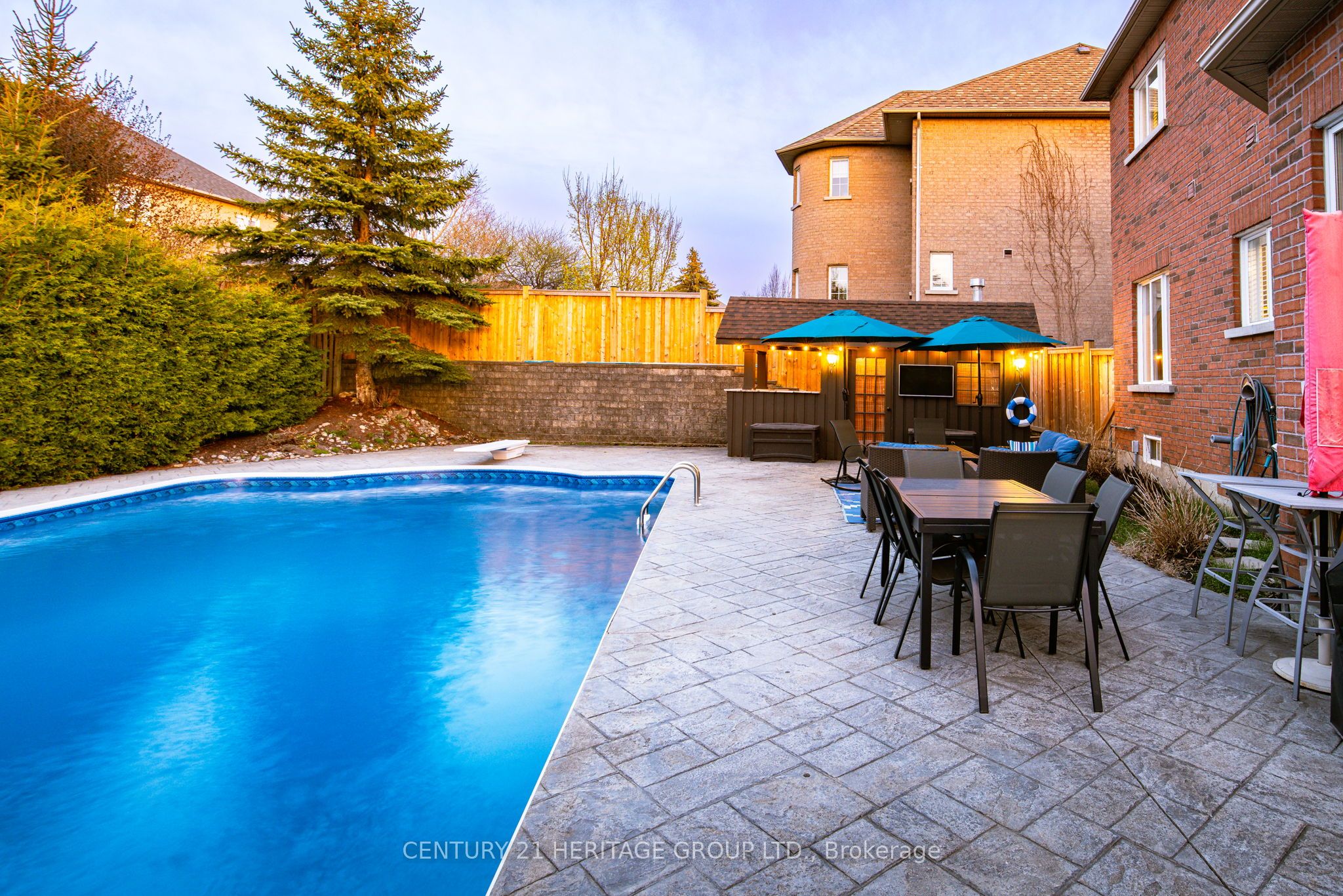 673 Chaleur Place