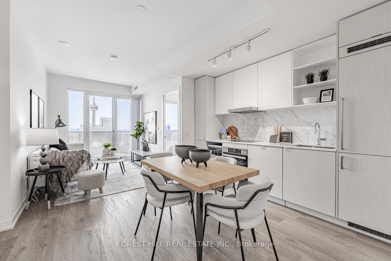 3 Bedrooms Condo at 55 Cooper, Toronto For sale