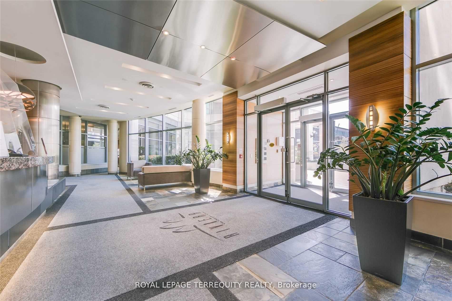 2 Bedrooms Condo at 228 Queens,  Toronto For sale