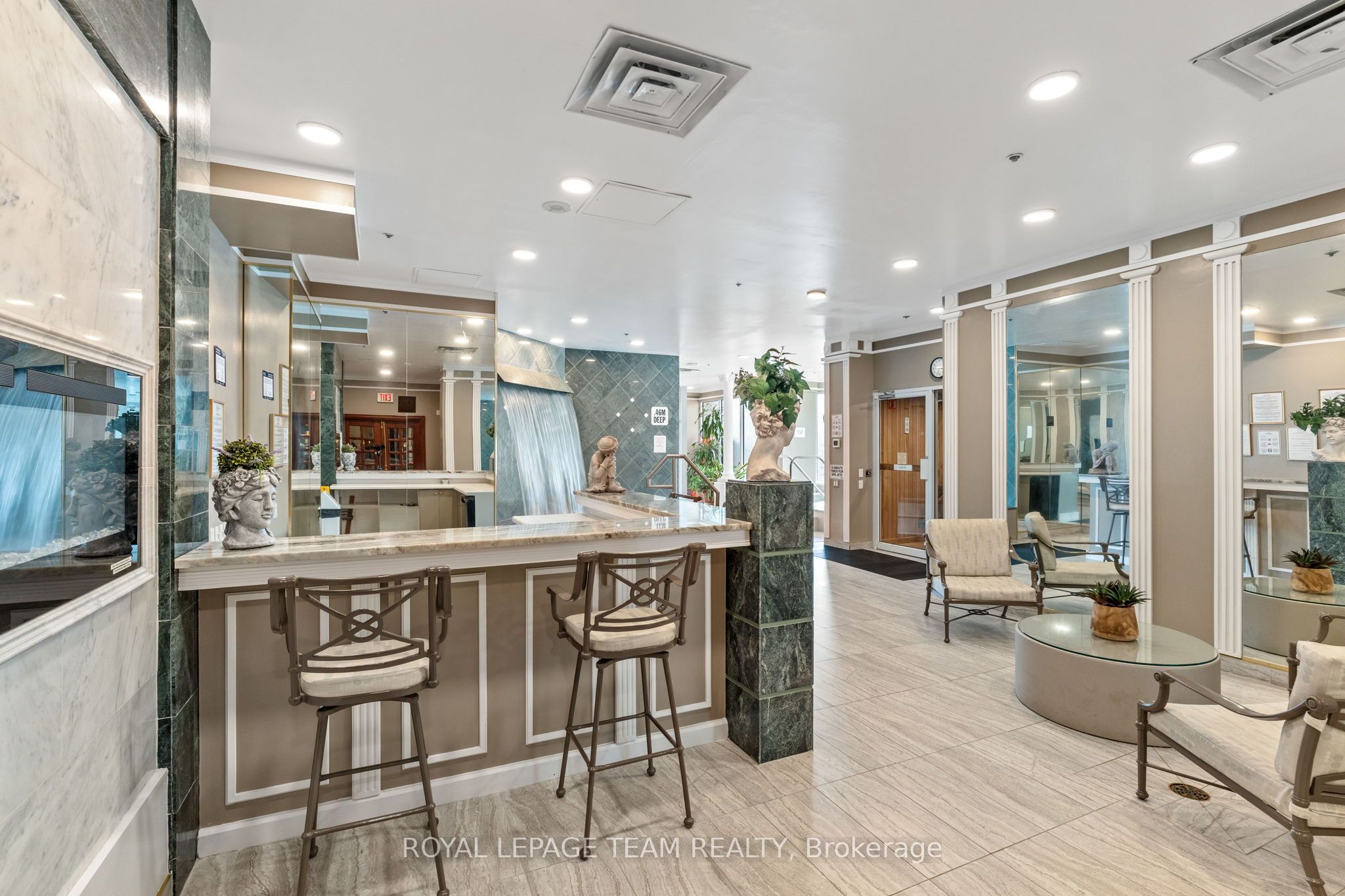 1480 Riverside Drive, #407