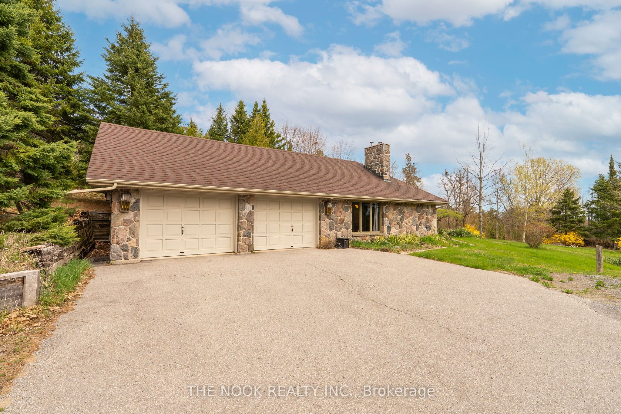 41 Hillview Road, Brighton, ON K0K 1H0