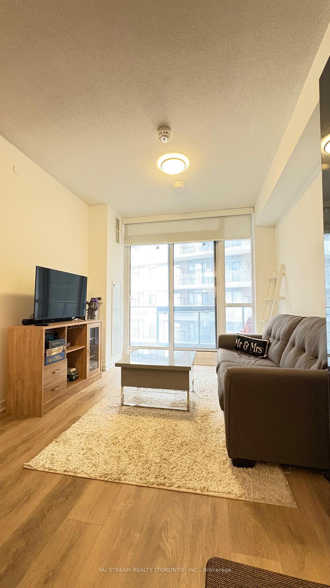 1 Bedroom Condo at 38 Forest Manor,  Toronto For sale