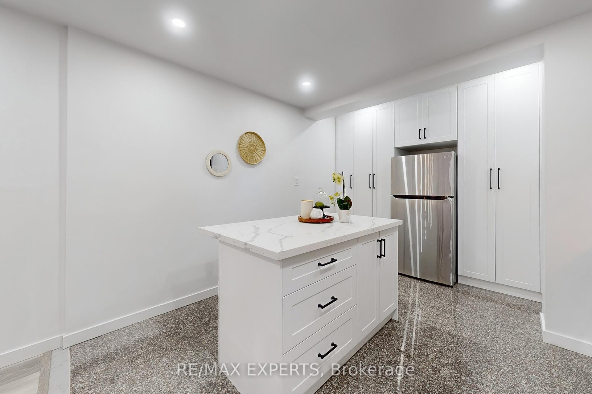 3 Bedrooms Condo at 66 Scarborough Golf Club, Toronto For sale