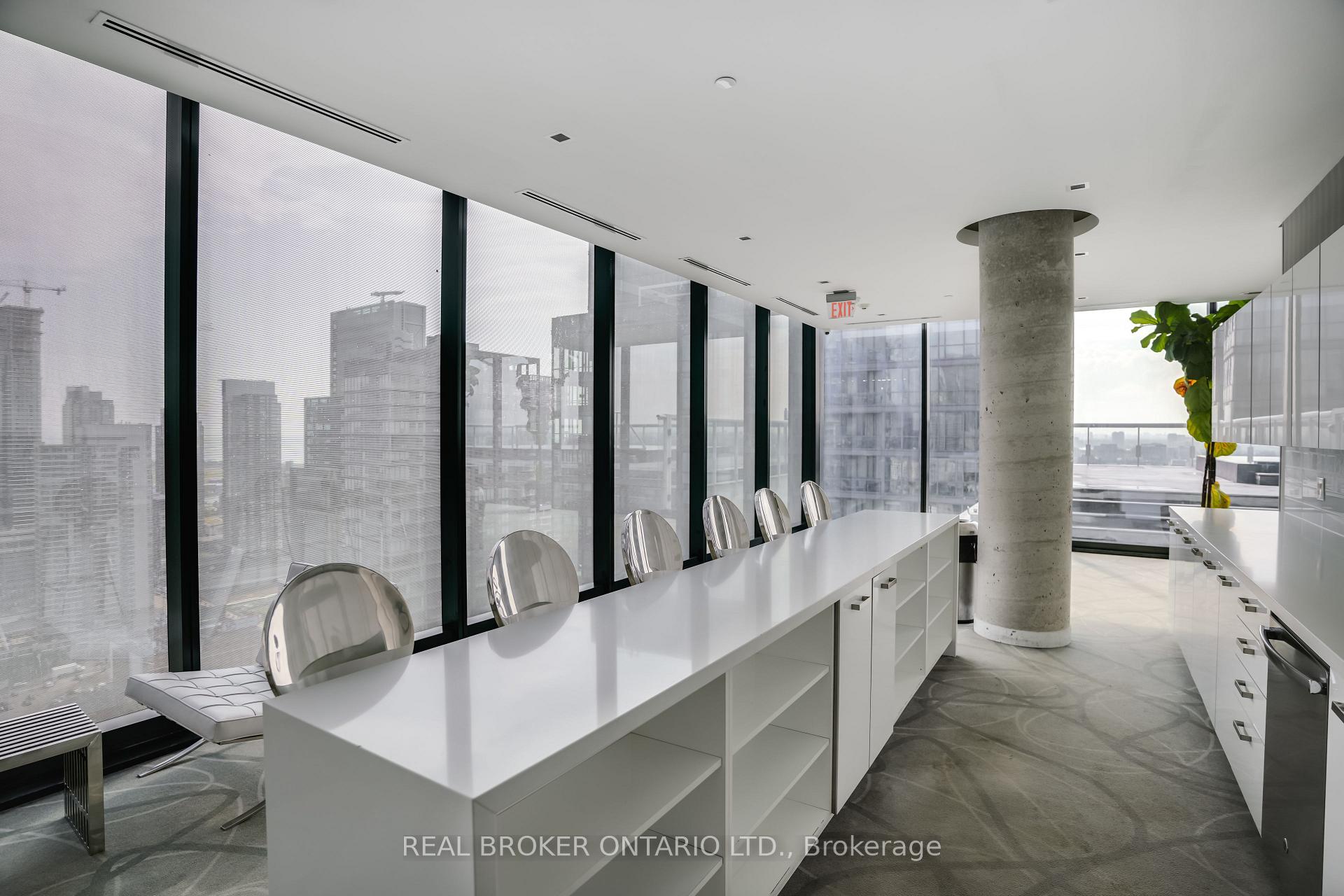 1 Bedroom Condo at 11 Charlotte,  Toronto For sale