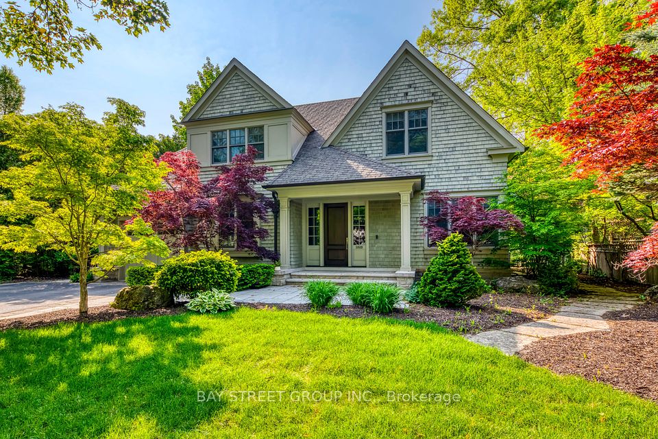 1049 Cedar Grove