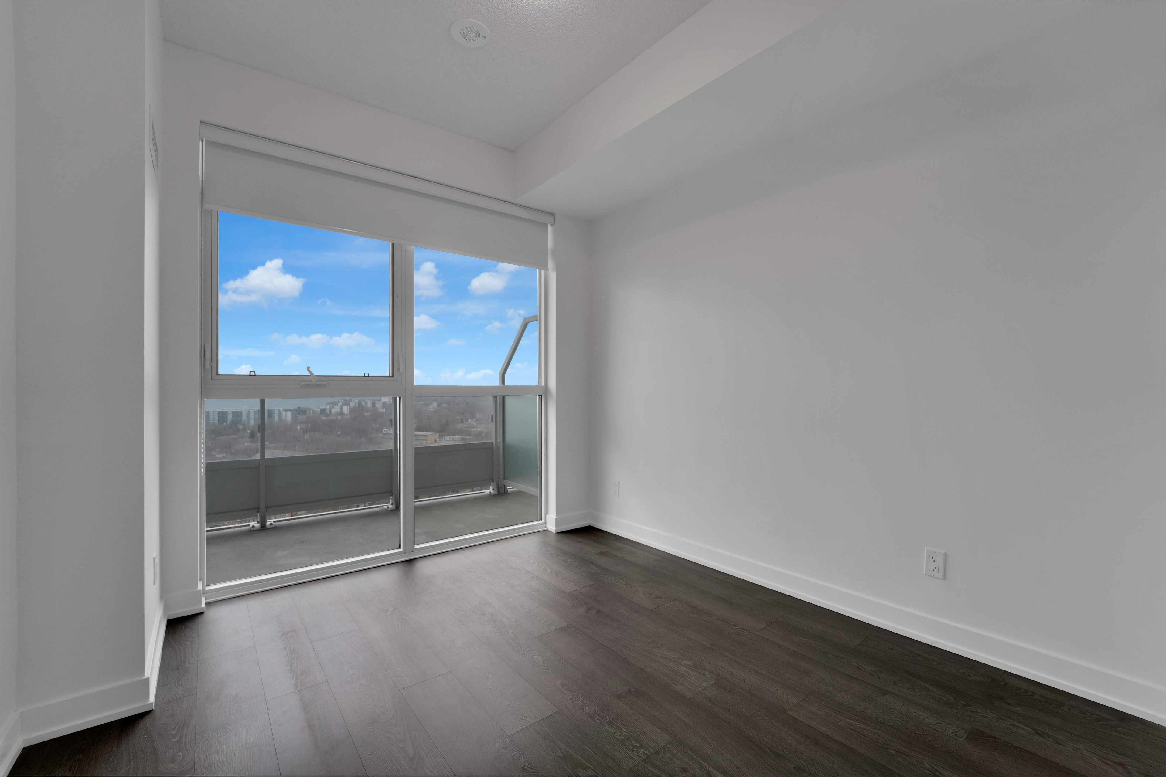 251 Manitoba Street 1504