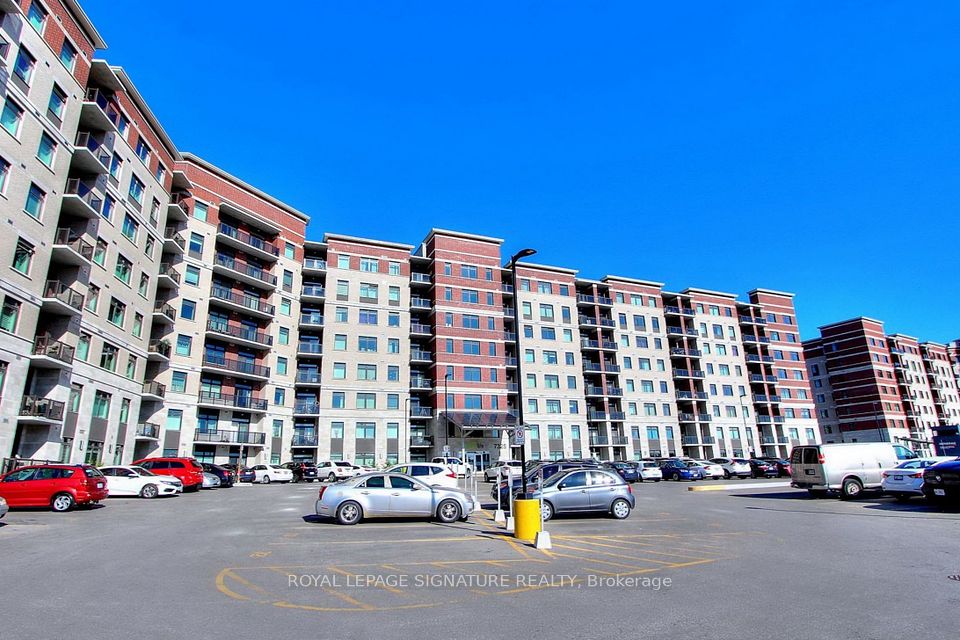 7235 Markham