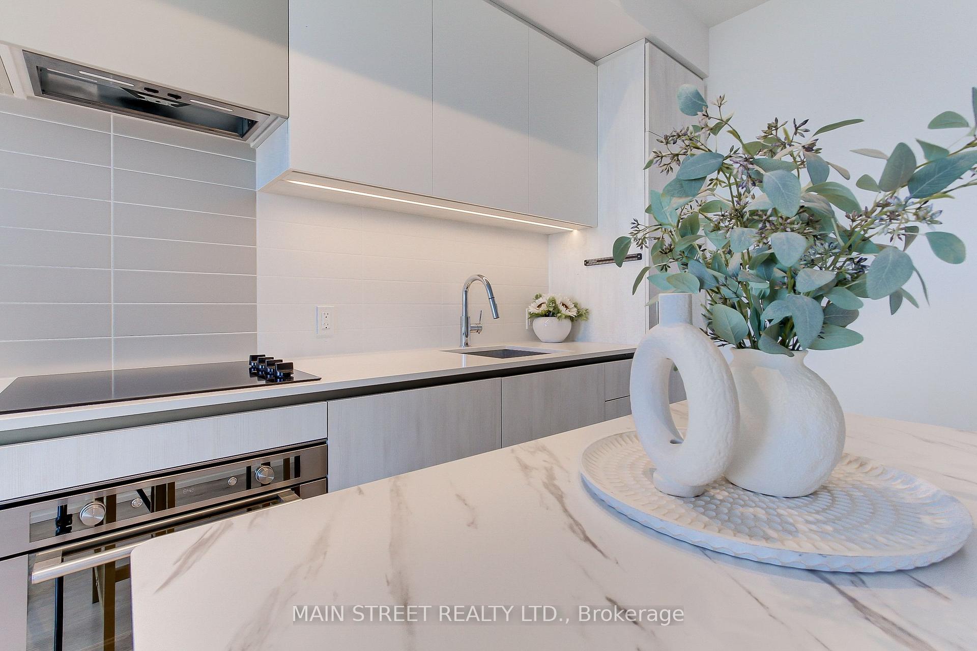 1 Bedroom Condo at 1000 Portage, Vaughan For sale