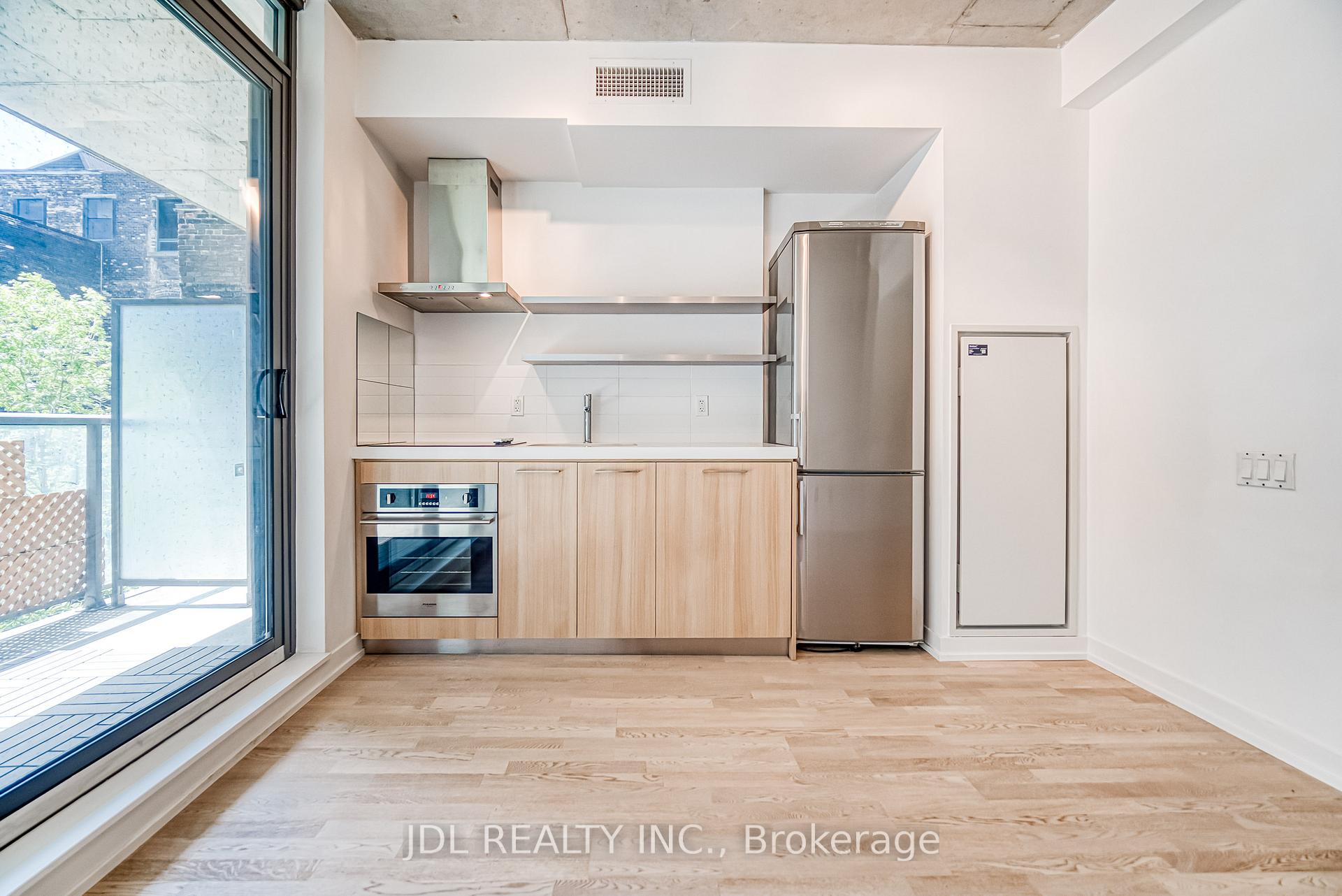 1 Bedroom Condo at 461 Adelaide, Toronto For sale