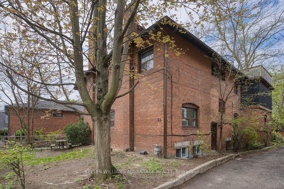 24 Indian Road