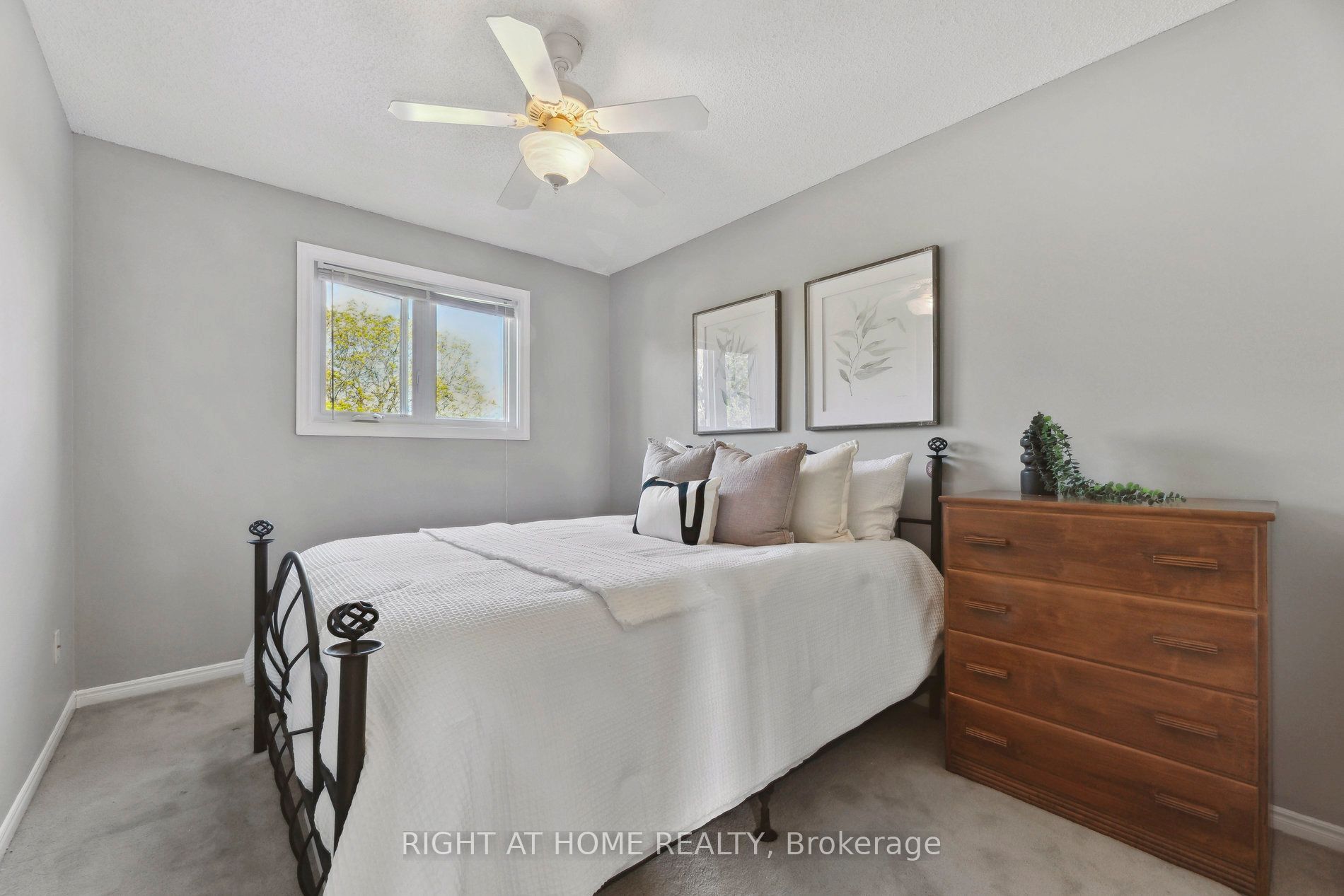 5 Coulson Court, Clarington, ON L1B 1E7