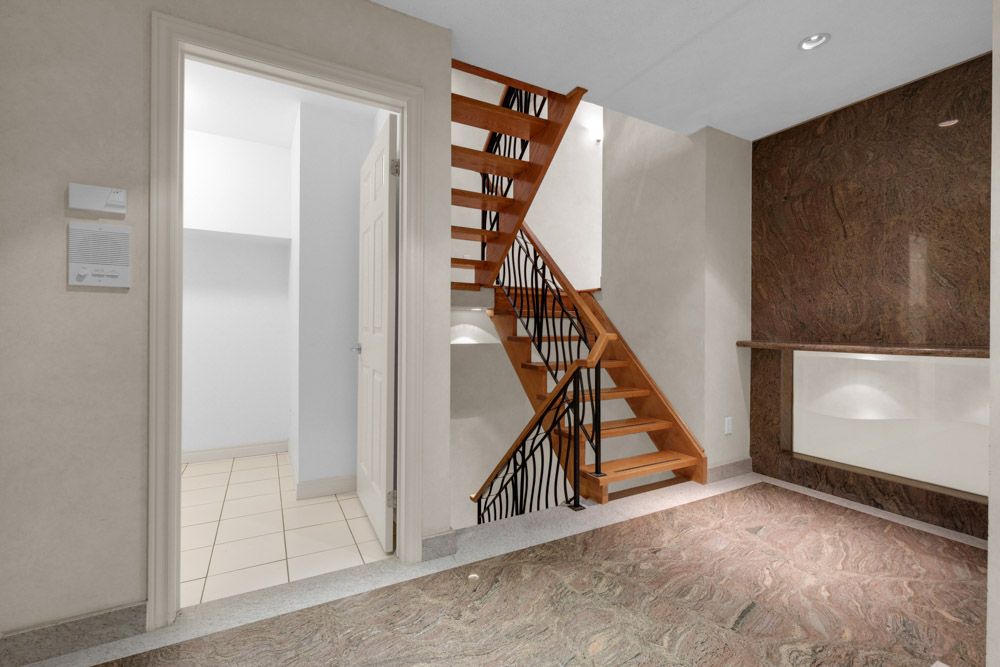 3348 Bayview Avenue I