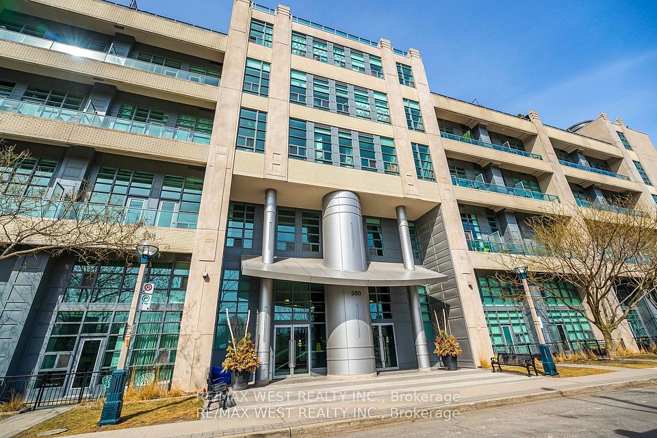 380 Macpherson Avenue