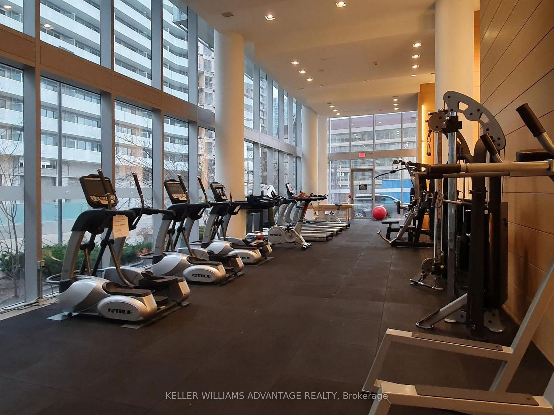 2 Bedrooms Condo at 29 Queens, Toronto For sale