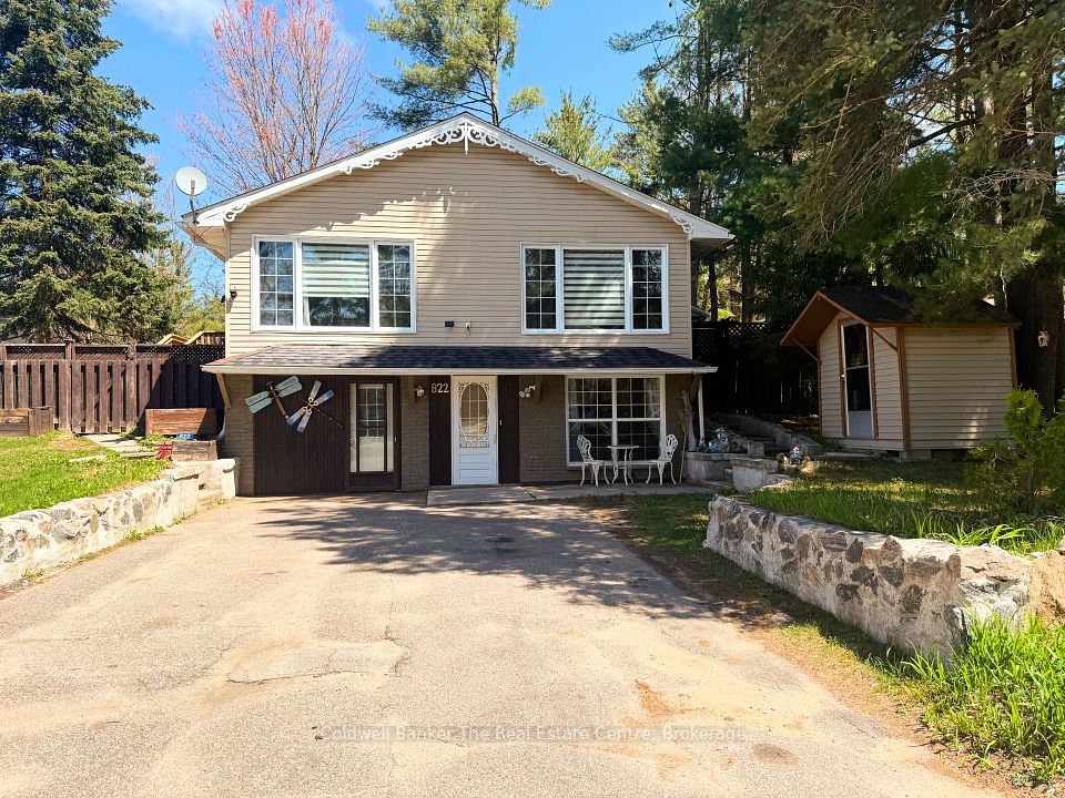 822 Pinedale