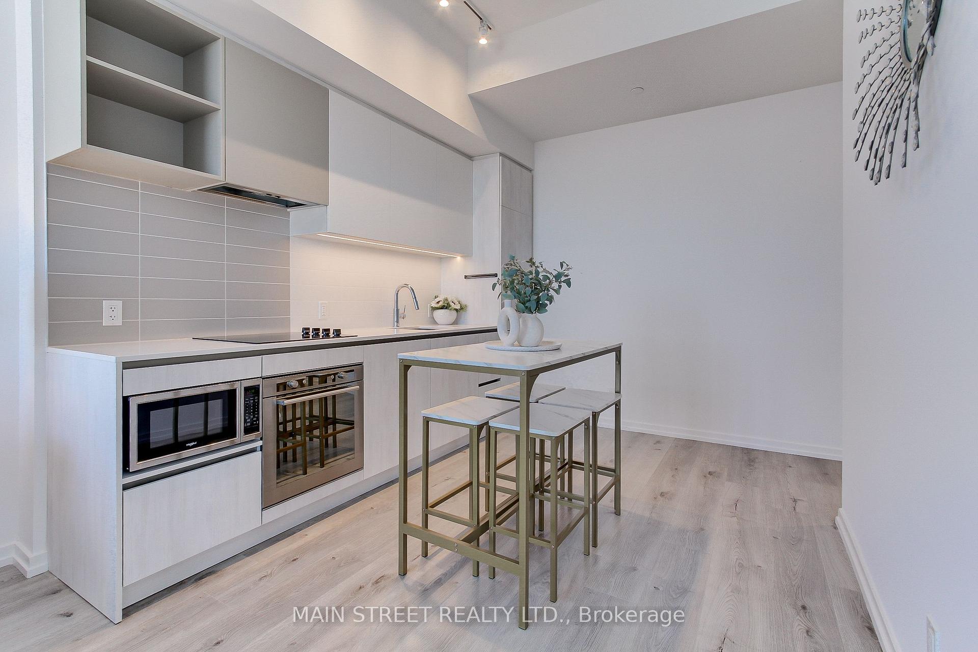 1 Bedroom Condo at 1000 Portage, Vaughan For sale