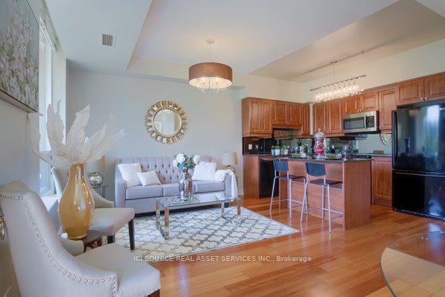 1105 Leslie Street, #306