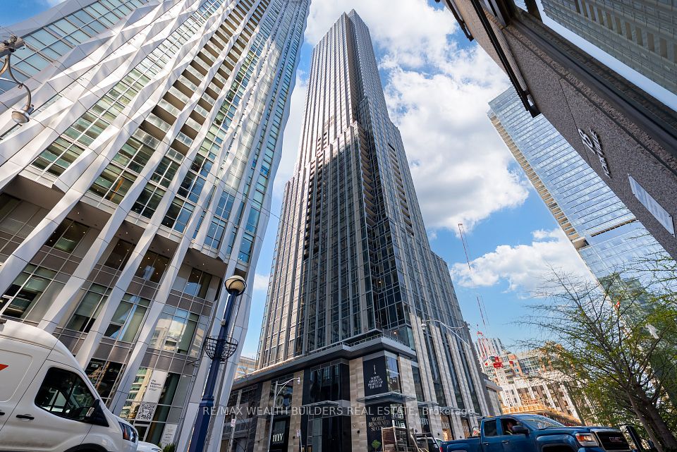 11 Yorkville