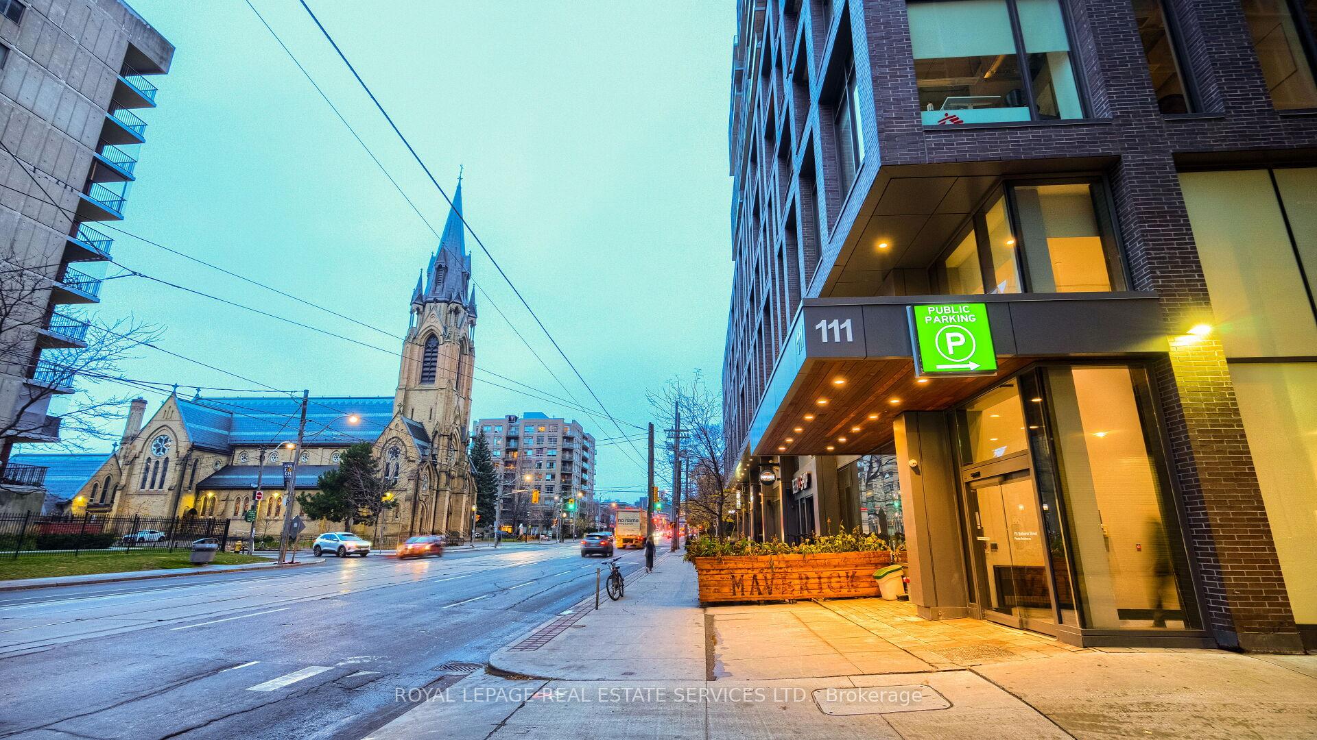 1 Bedroom Condo at 111 Bathurst, Toronto For sale