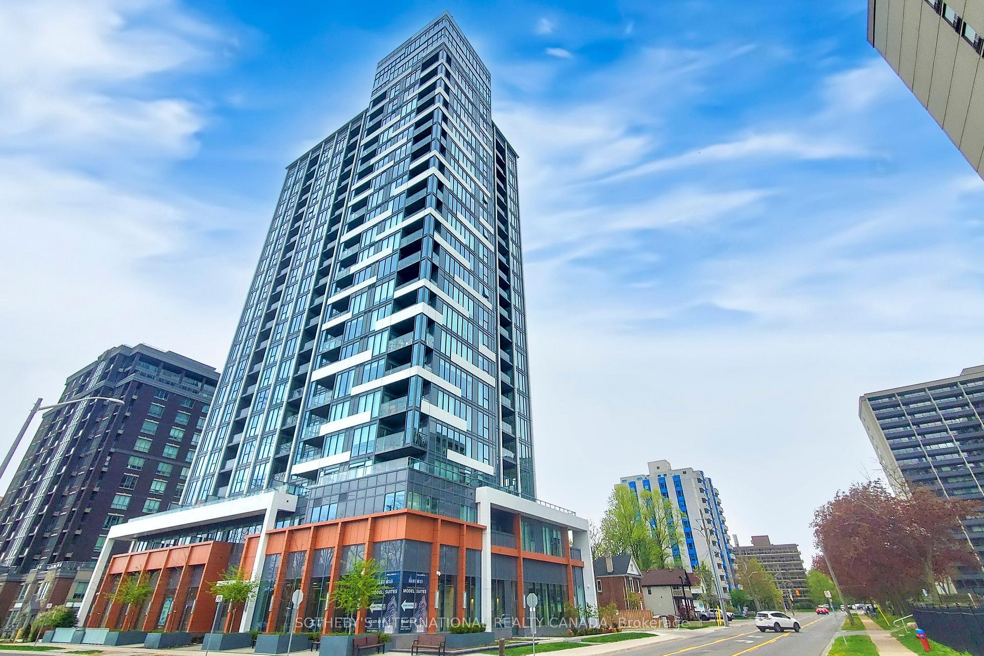 2 Bedrooms Condo at 500 Brock, Burlington For sale