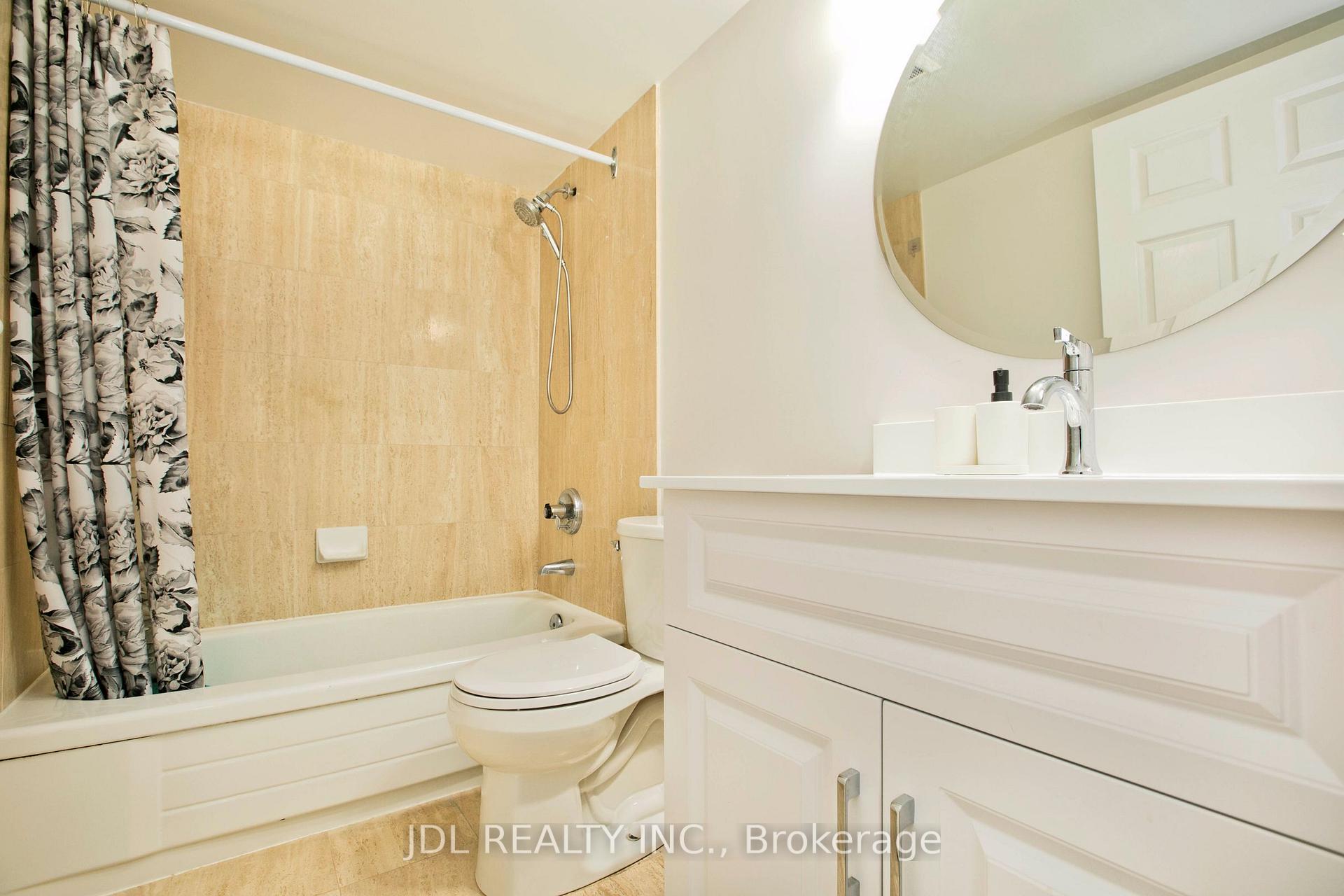 2 Bedrooms Condo at 35 EMPRESS, Toronto For sale