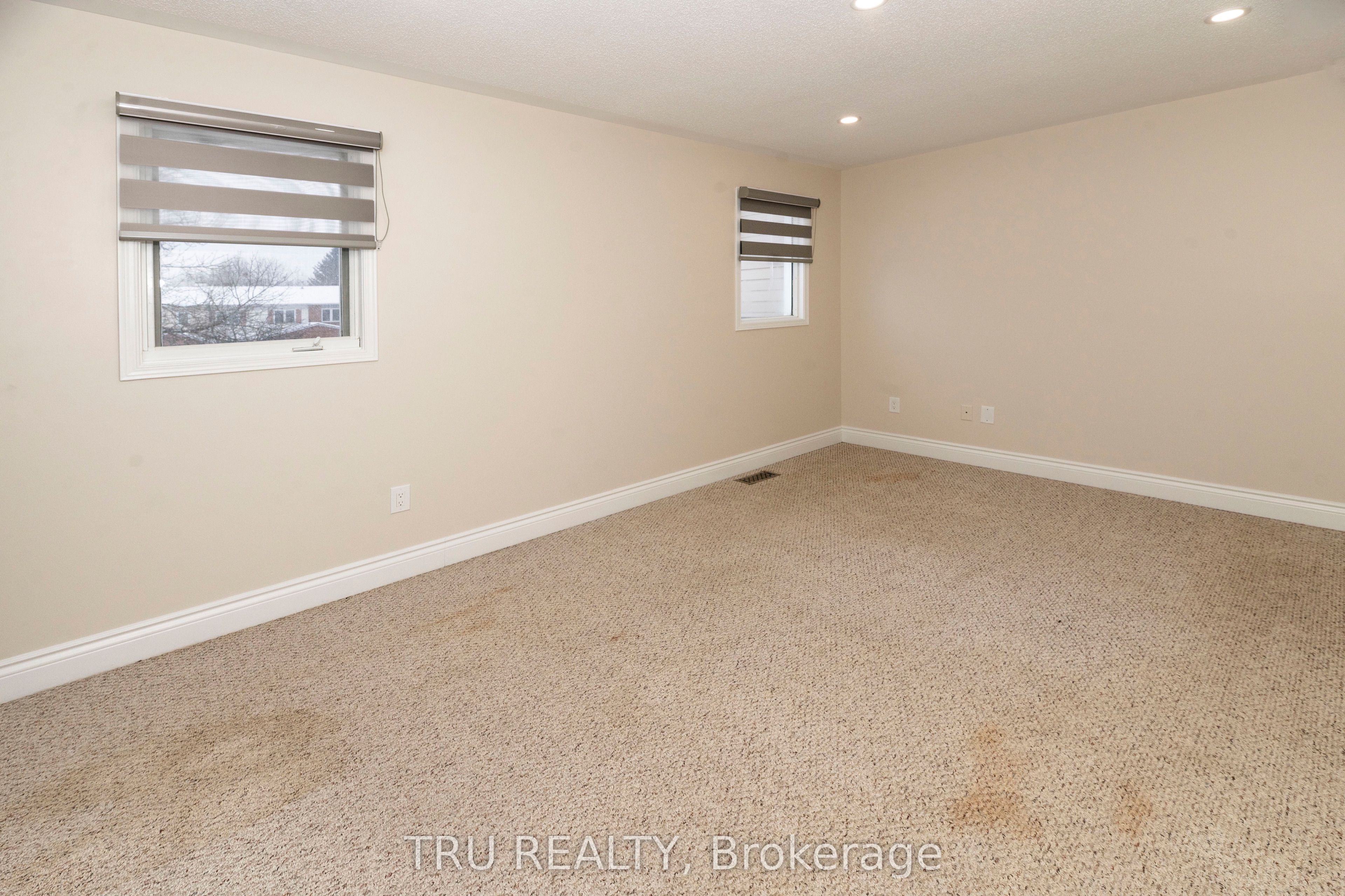 35 Helmsdale Drive