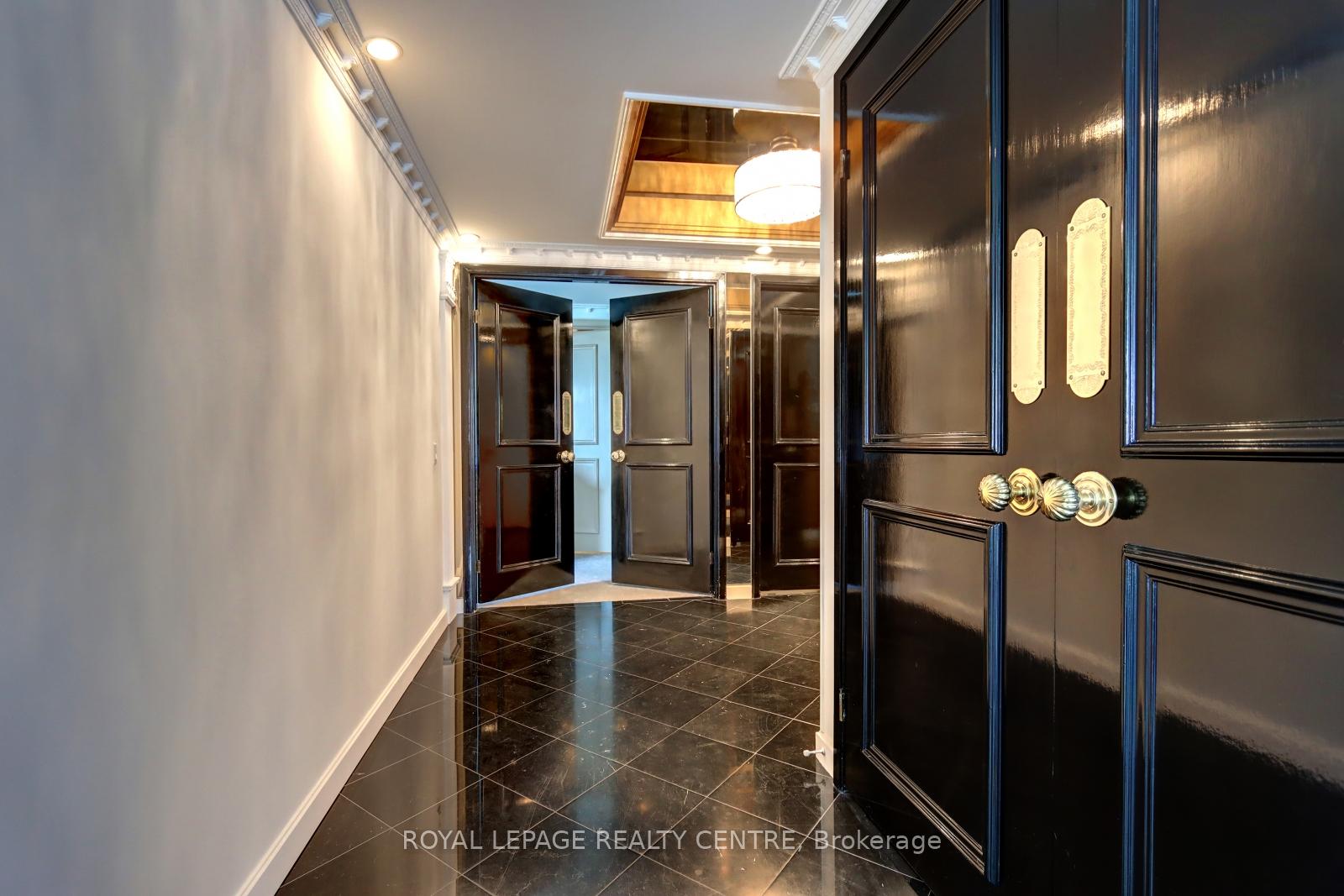 1 Bedroom Condo at 480 Queens Quay W, Toronto For sale
