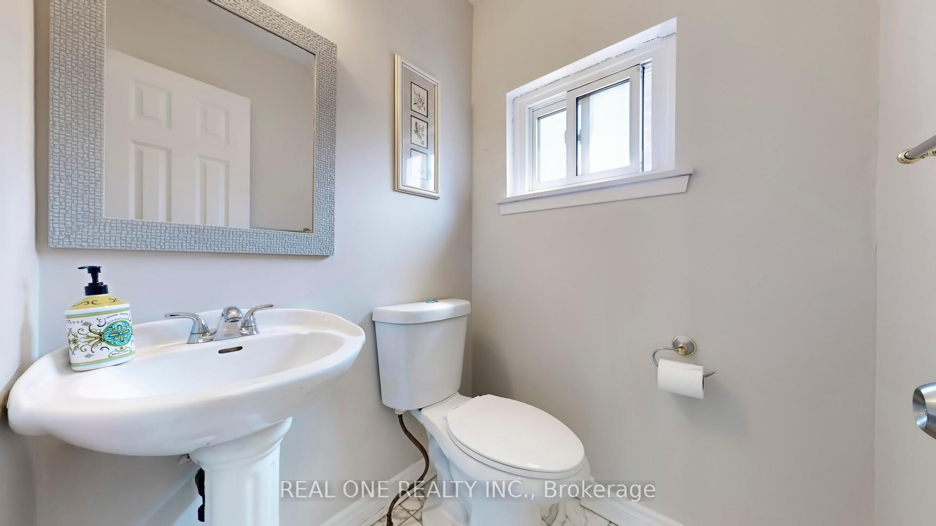 4 Bedrooms Condo at 54 Bonis, Toronto For sale