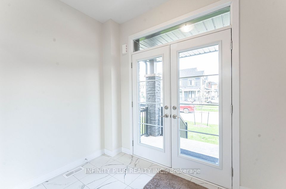 22 Sunflower Crescent, Thorold, ON L0S 1K0